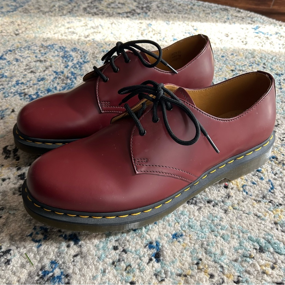 Dr Martens men's size 12 cherry red oxford shoe 1461 smooth leather
